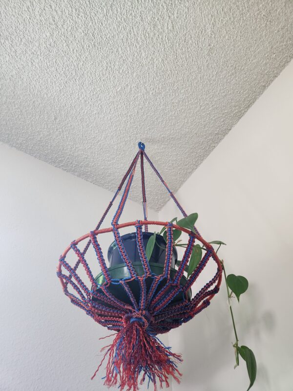 Macramé plant Hanger - Image 3